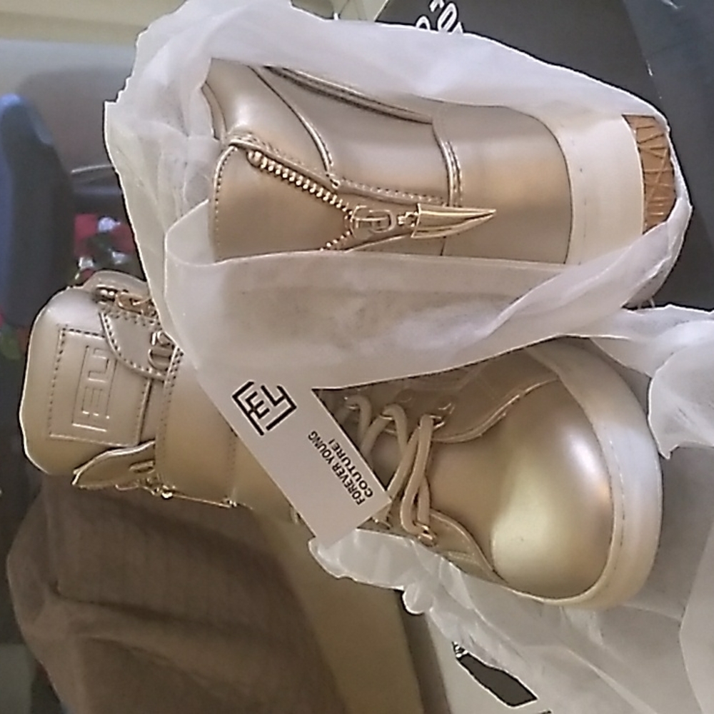 Men's fashion shoe